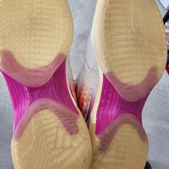 Adidas Avacourt womens sz 8.5 Pickleball shoes - Picture 3 of 6